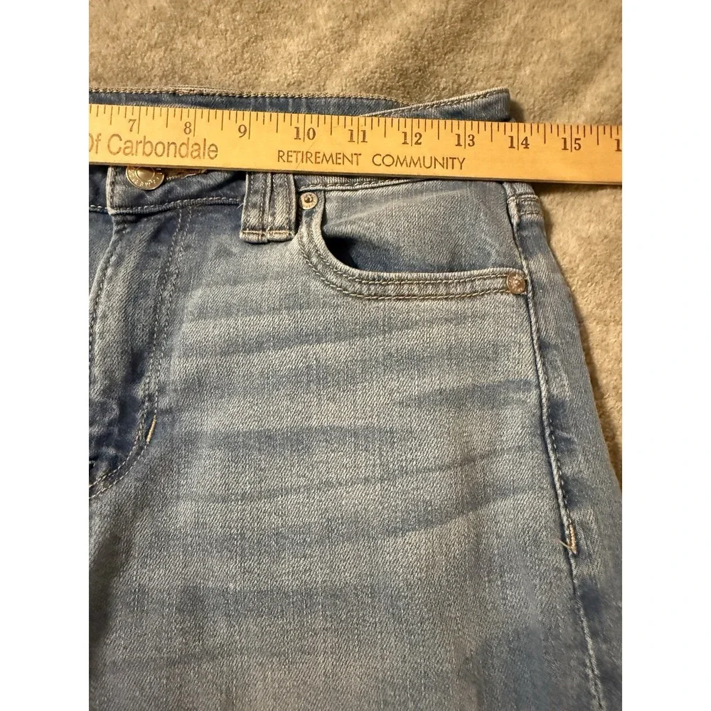 American Eagle Outfitters product pair